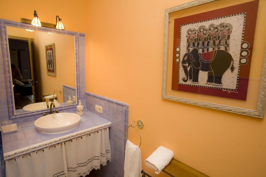 Casa Rural Alqueria Del Duende Frigiliana Szoba fotó